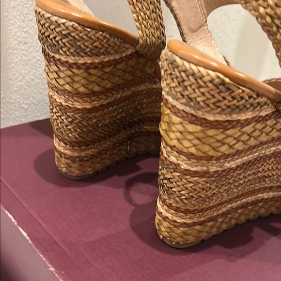 EXE Braided Tan Platform Sandals - Picture 3 of 17